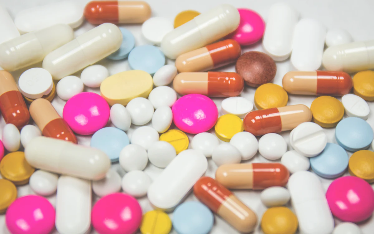 Canal farma cresce 14,2% e lidera o varejo brasileiro em 2026